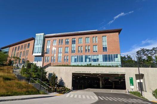 Entrance to ECSC Errik and Emily Anderson Parking Garage