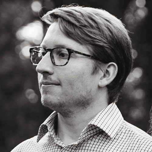 Headshot of Chris Graves