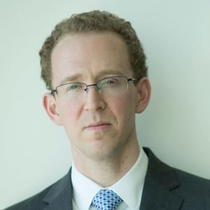 Headshot of Eric Henderson