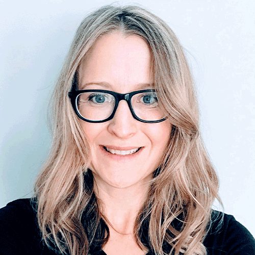 Headshot of Jen St. Laurence