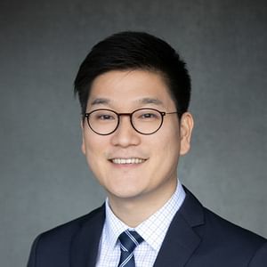 Headshot of Jiwon Lee