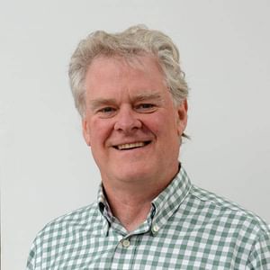 Headshot of Lee Rybeck Lynd