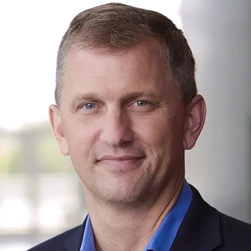 Headshot of Sean Casten