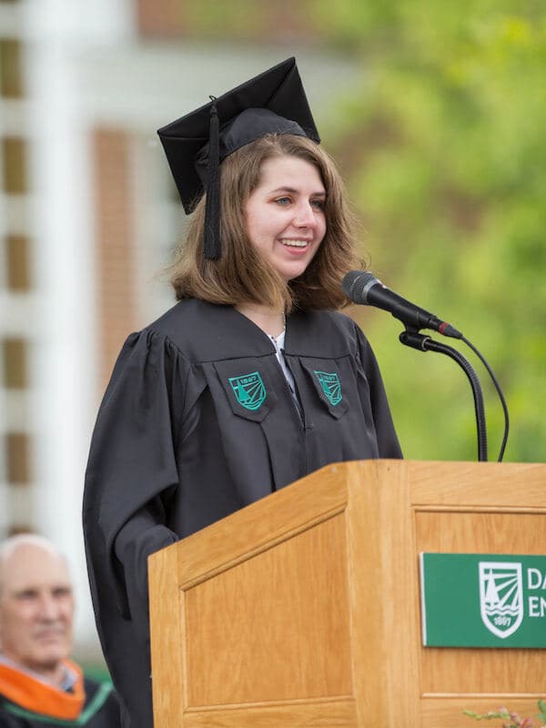 Vanessa Pinney '21 Th'22